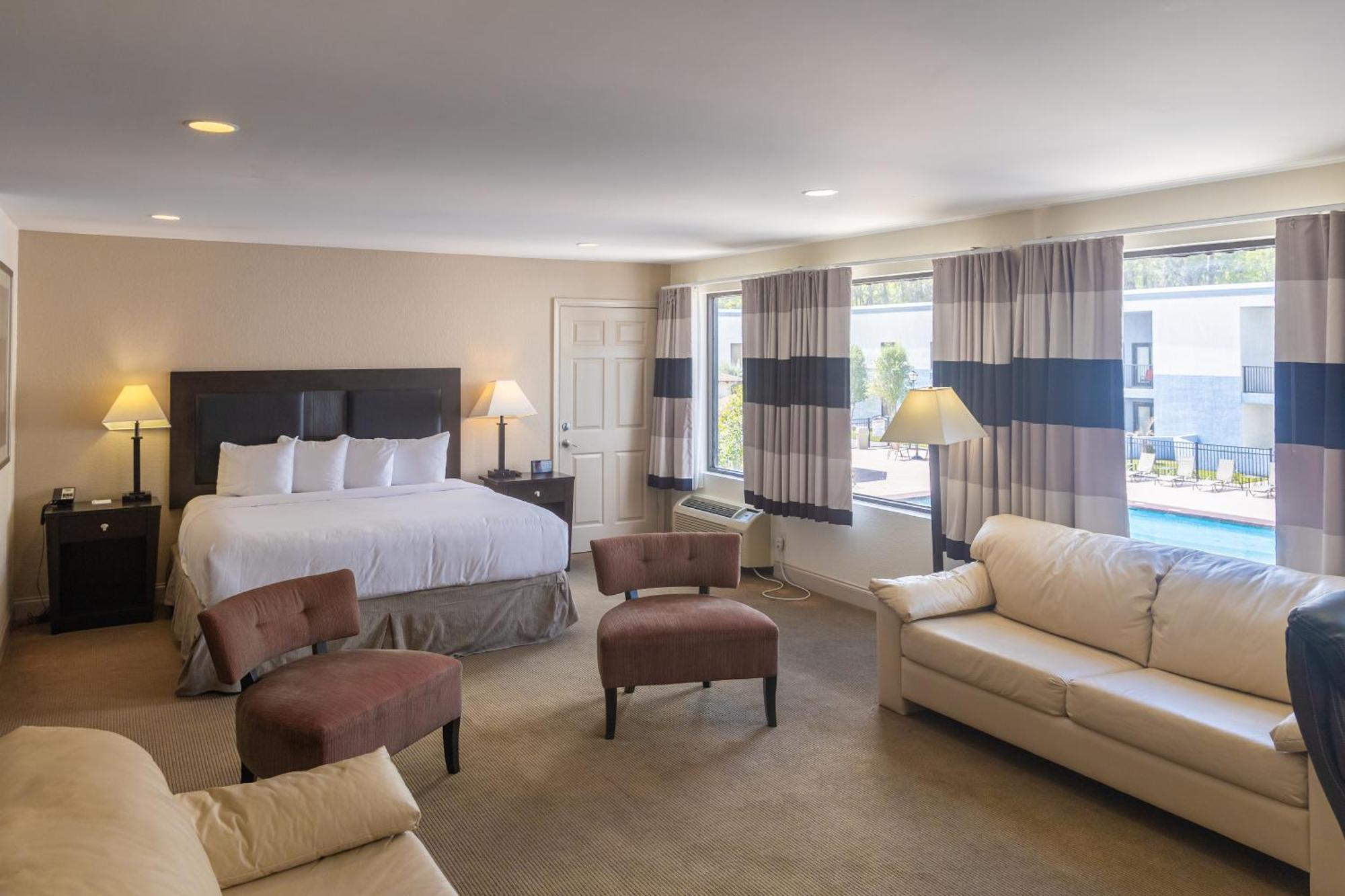 Cottonwood Suites Savannah Hotel & Conference Center Pooler Εξωτερικό φωτογραφία