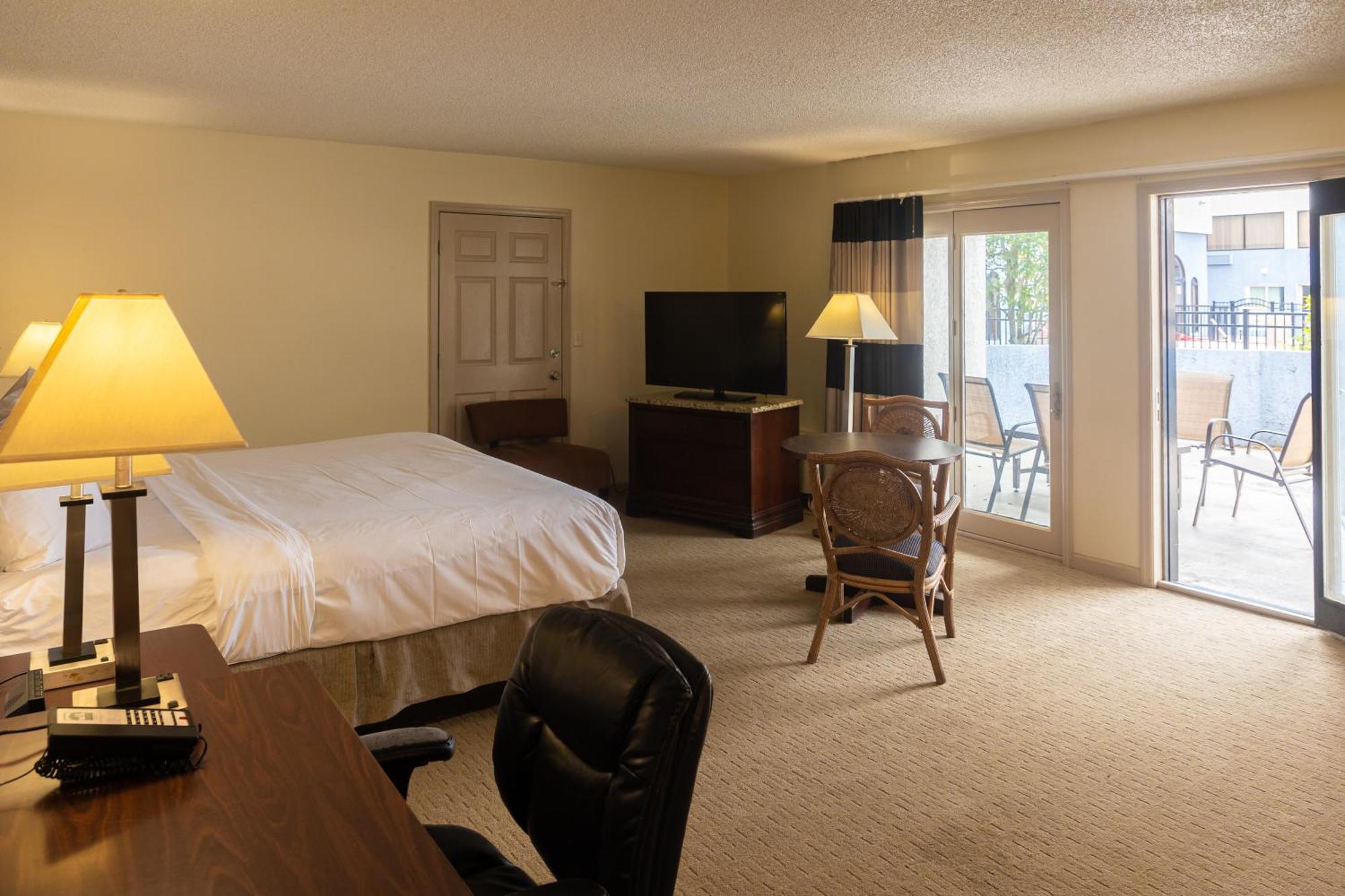 Cottonwood Suites Savannah Hotel & Conference Center Pooler Εξωτερικό φωτογραφία