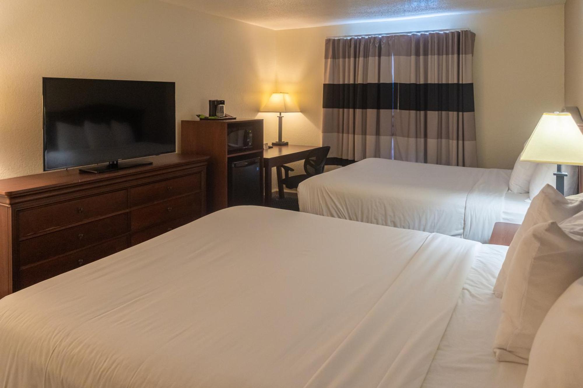 Cottonwood Suites Savannah Hotel & Conference Center Pooler Εξωτερικό φωτογραφία